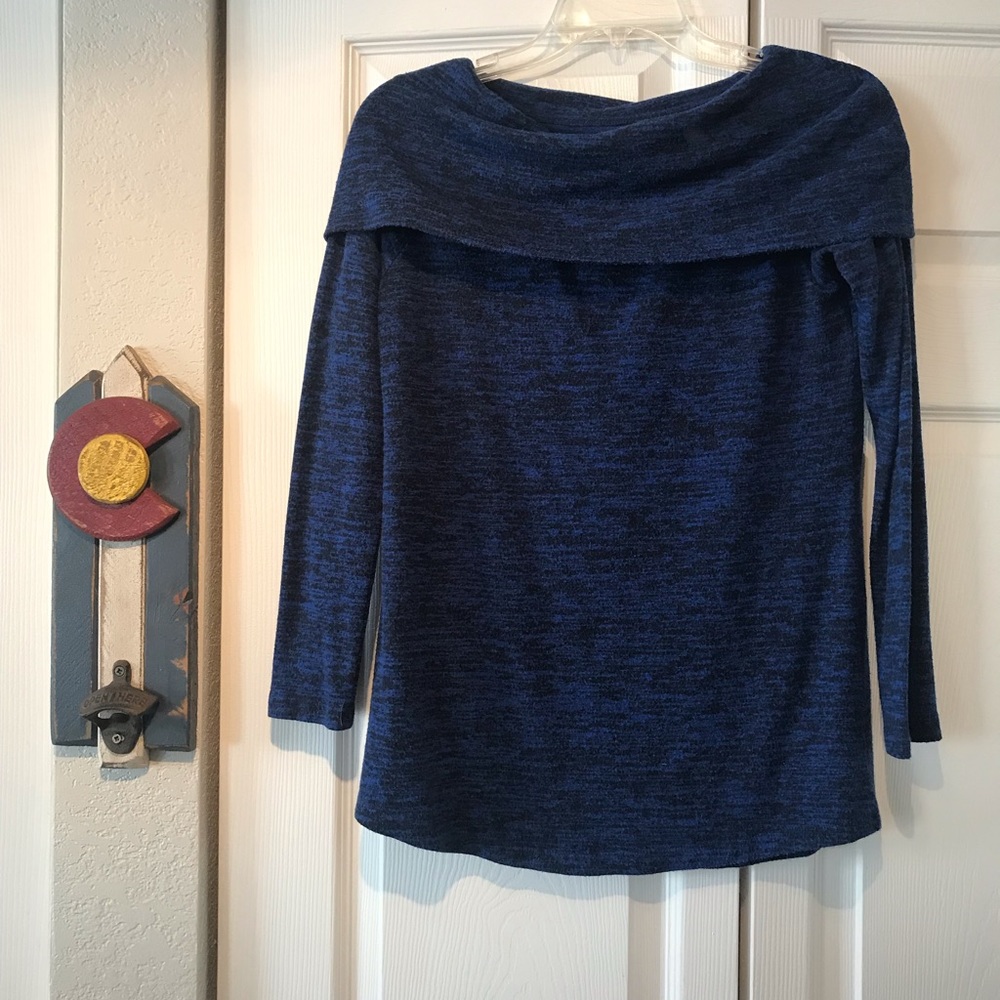 Off/On shoulder blue and black sweater